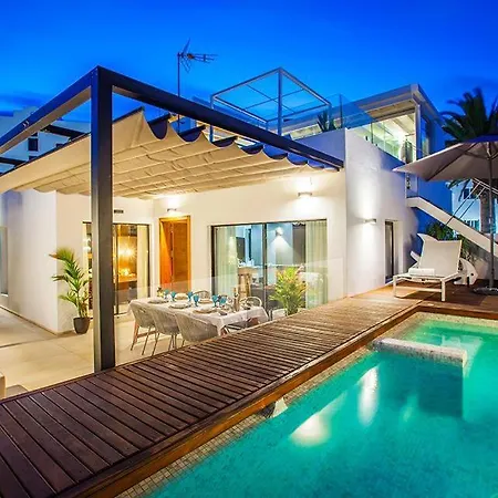 Sleeps 3 With Pool Air Con And Wifi Villa *